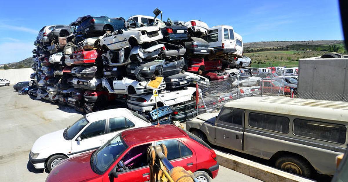 Desguaces De Automóviles, S.L.